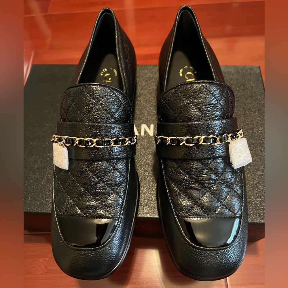 Chanel Loafers 37 1/2